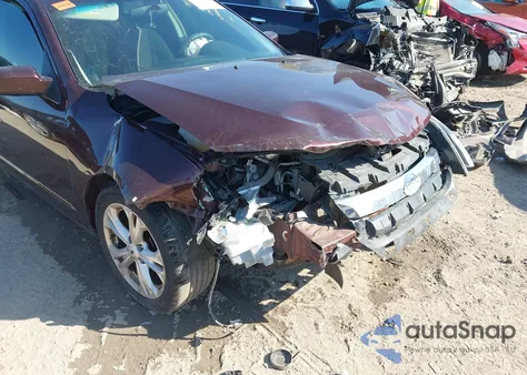 2012 Ford Fusion Se z USA, uszkodzony, nr VIN 3FAHP0HA1CR180661